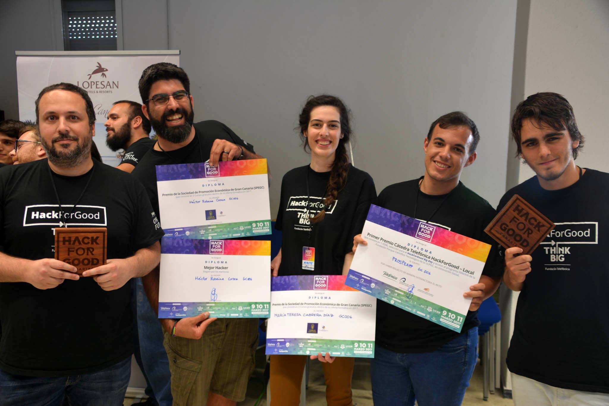 Picomunica, 1º Premio local y 3º Premio Nacional Cátedra Telefónica HackForGood 2017