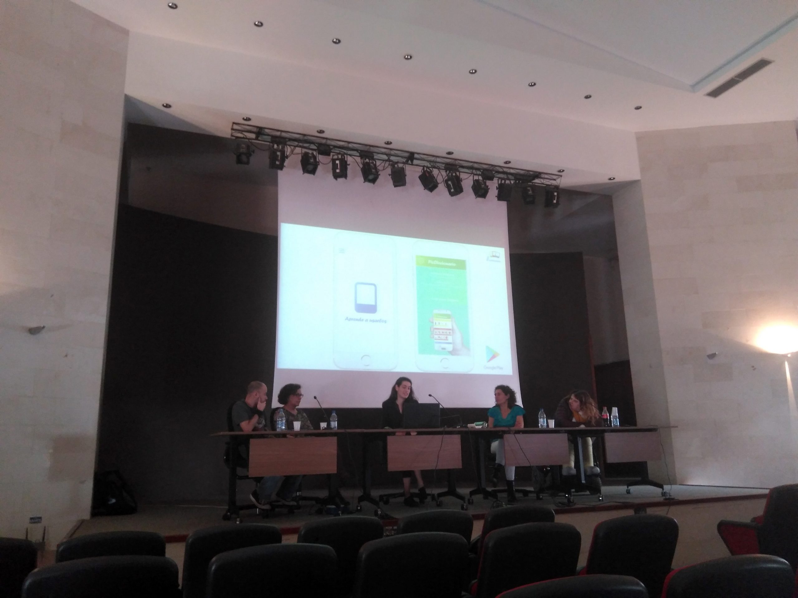 Mesa redonda en la Facultad de Ciencias de La Educación ULPGC