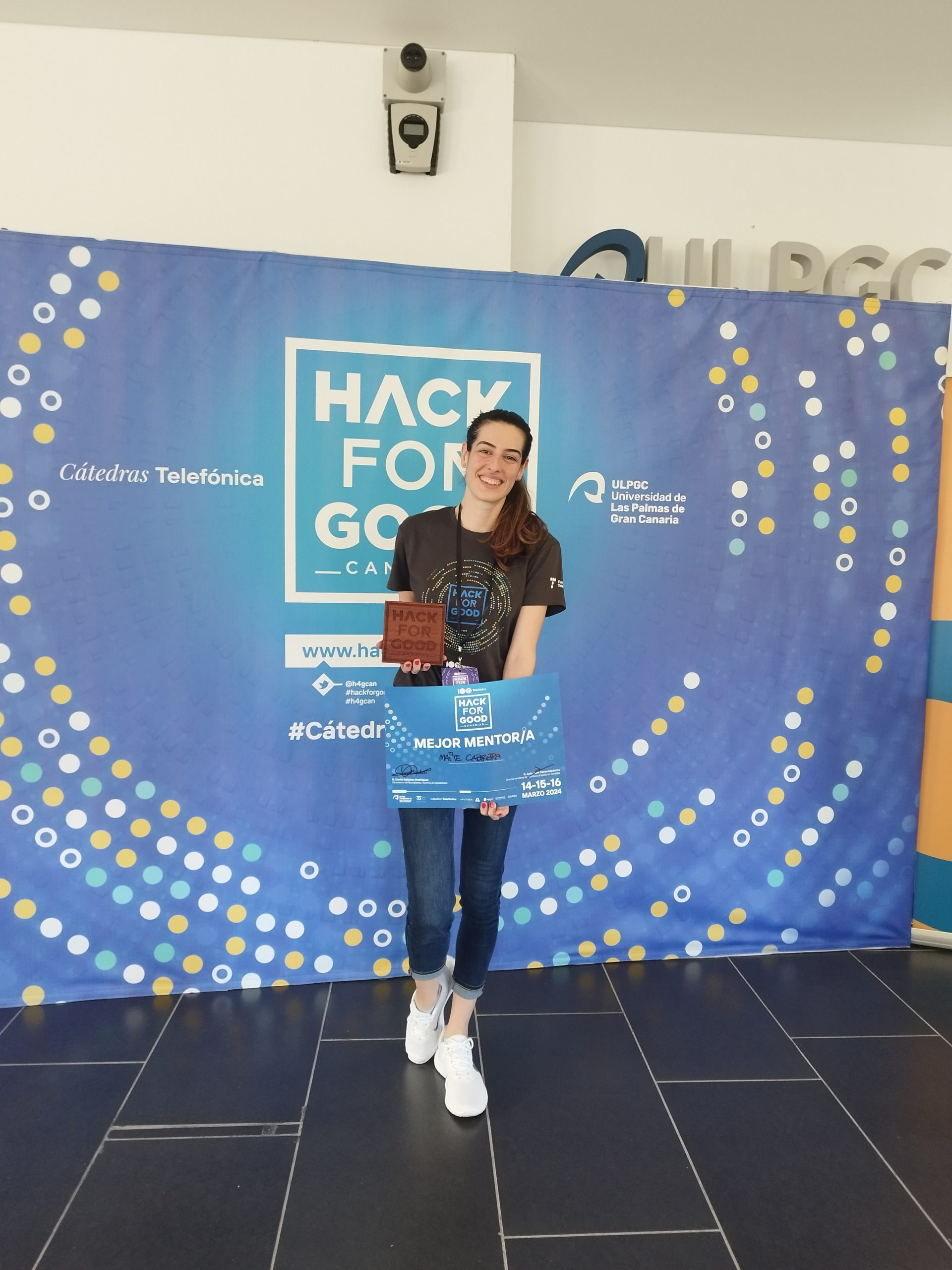 Elegida como mejor Mentora en HackForGood Canarias 2024